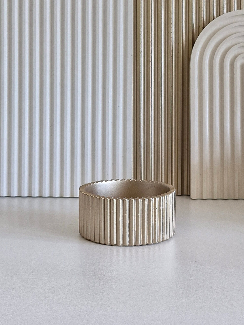 Ribbed Short Pot , Jewelry Pot without Lid