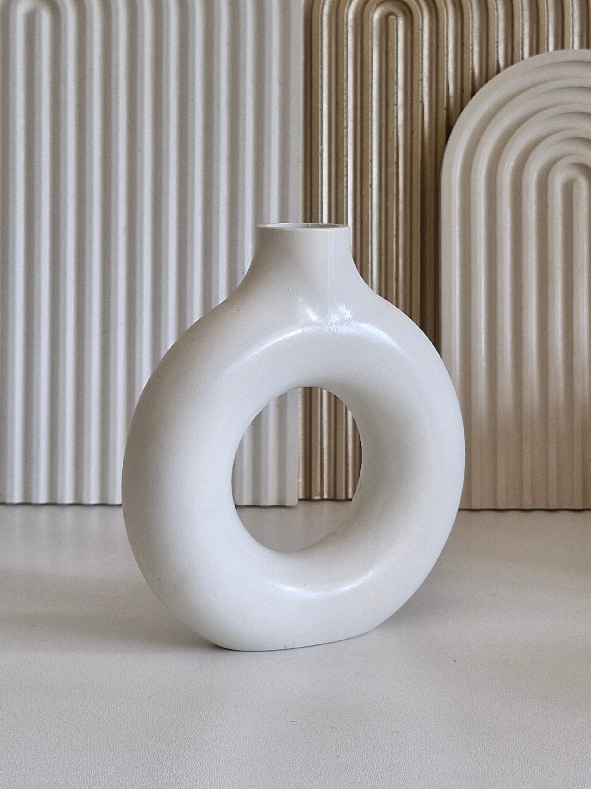 Small Donut Vase - Stunning Doughnut Flower Vase