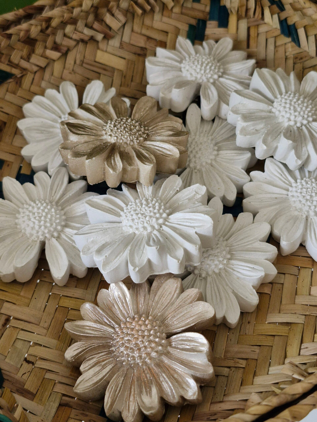 Stunning Concrete Daisy Flower