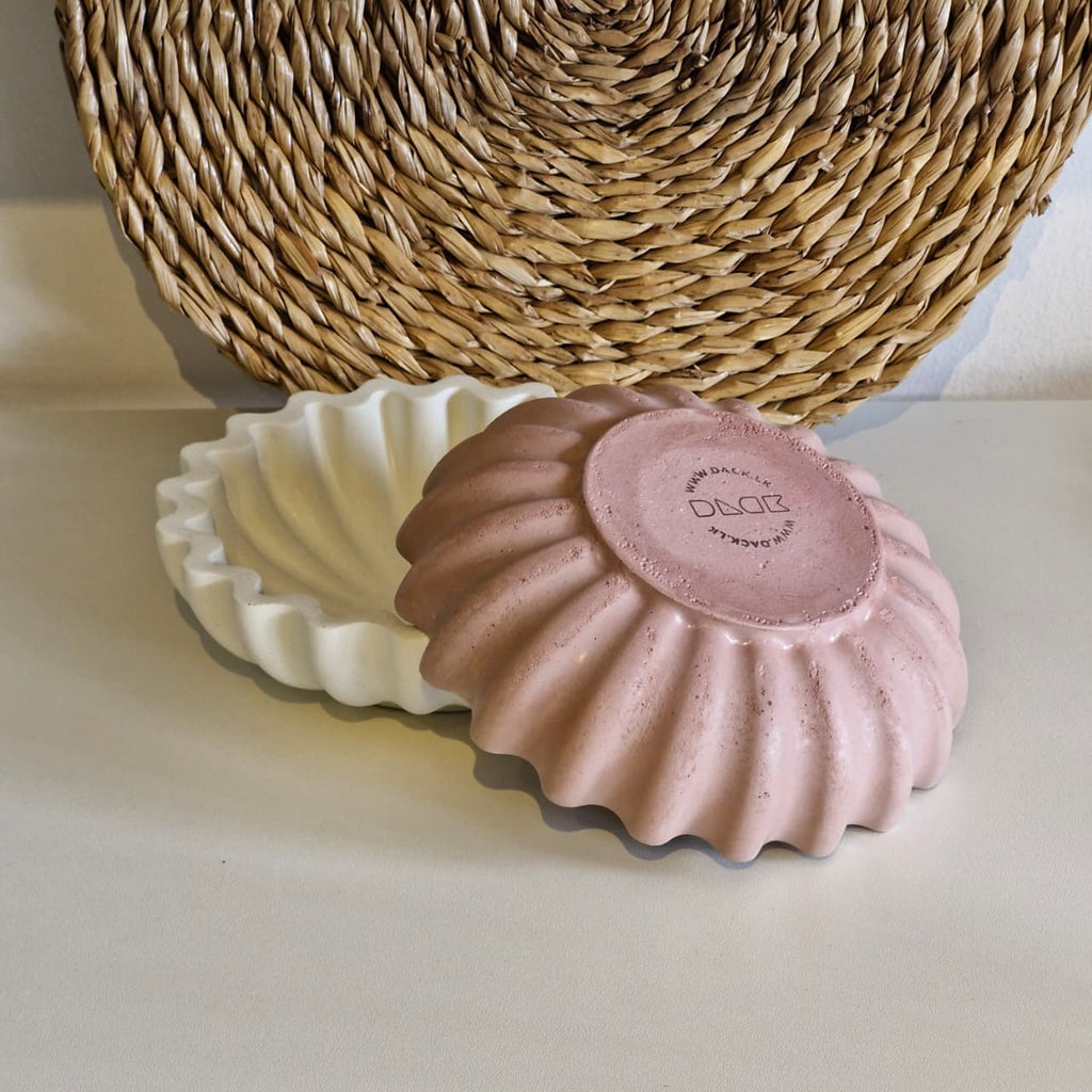 Stunning Wave Bowl - Ruffled Edge Dish