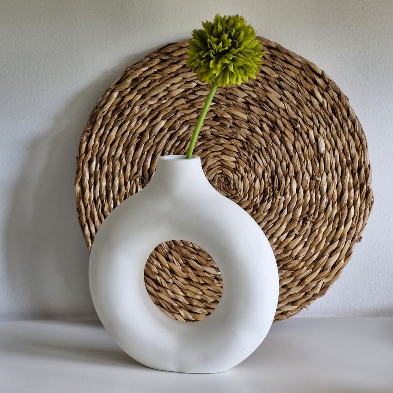 Large Donut Vase - Stunning Doughnut Flower Vase