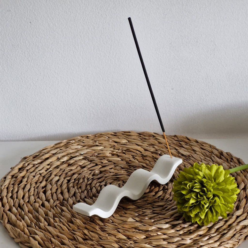 Minimalist Wave Incense Holder, Handmade Incense burner