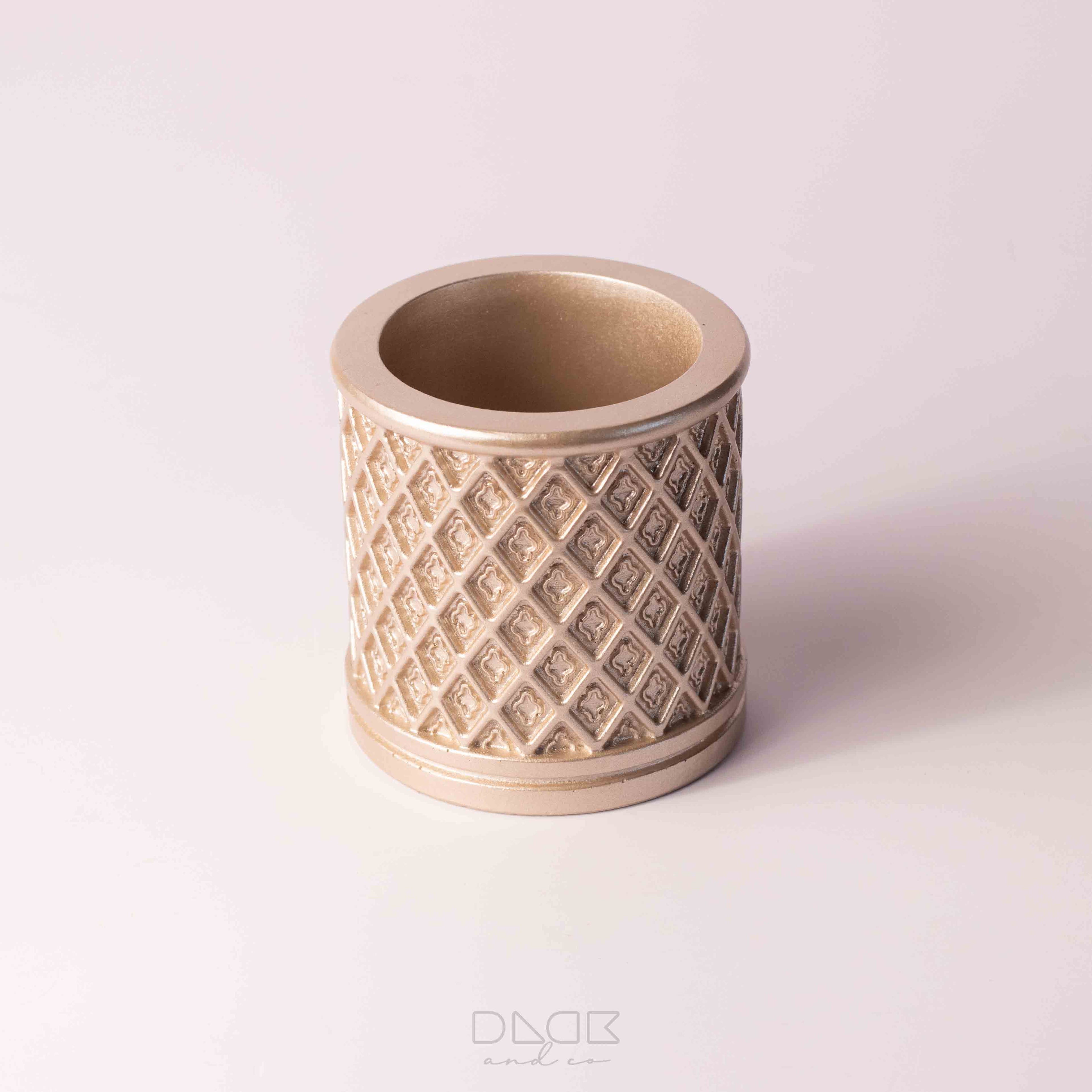 Diamond Brush Holder