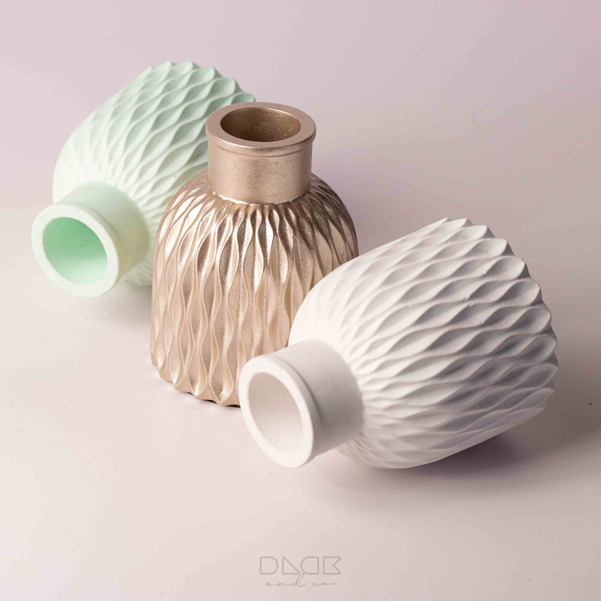 Plain Nordic Vase without thread