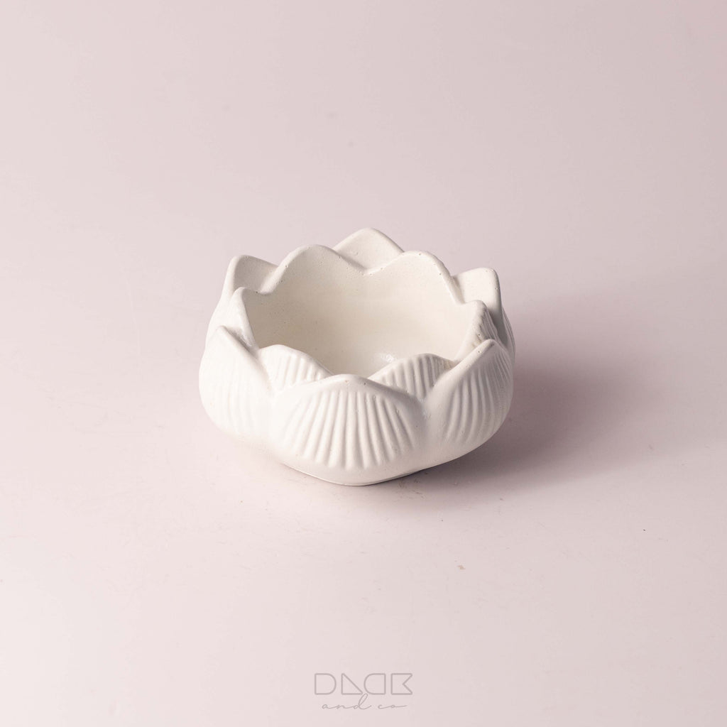Stunning Lotus Pot - Stunning Flower Pot