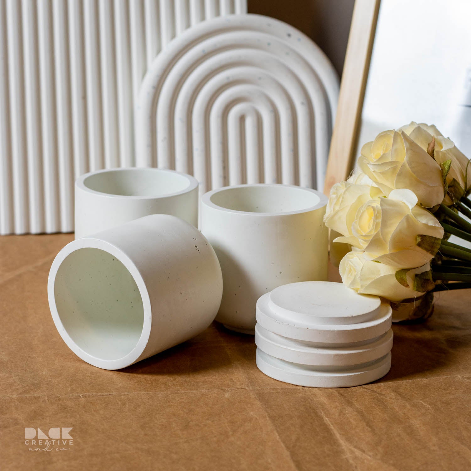 white Color Straight Concrete Candle Jars