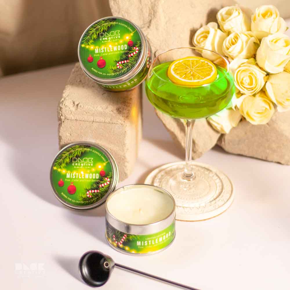 Mistlewood Scented Candle | Aromatic Pine Cedar & Fresh Berries - DC16