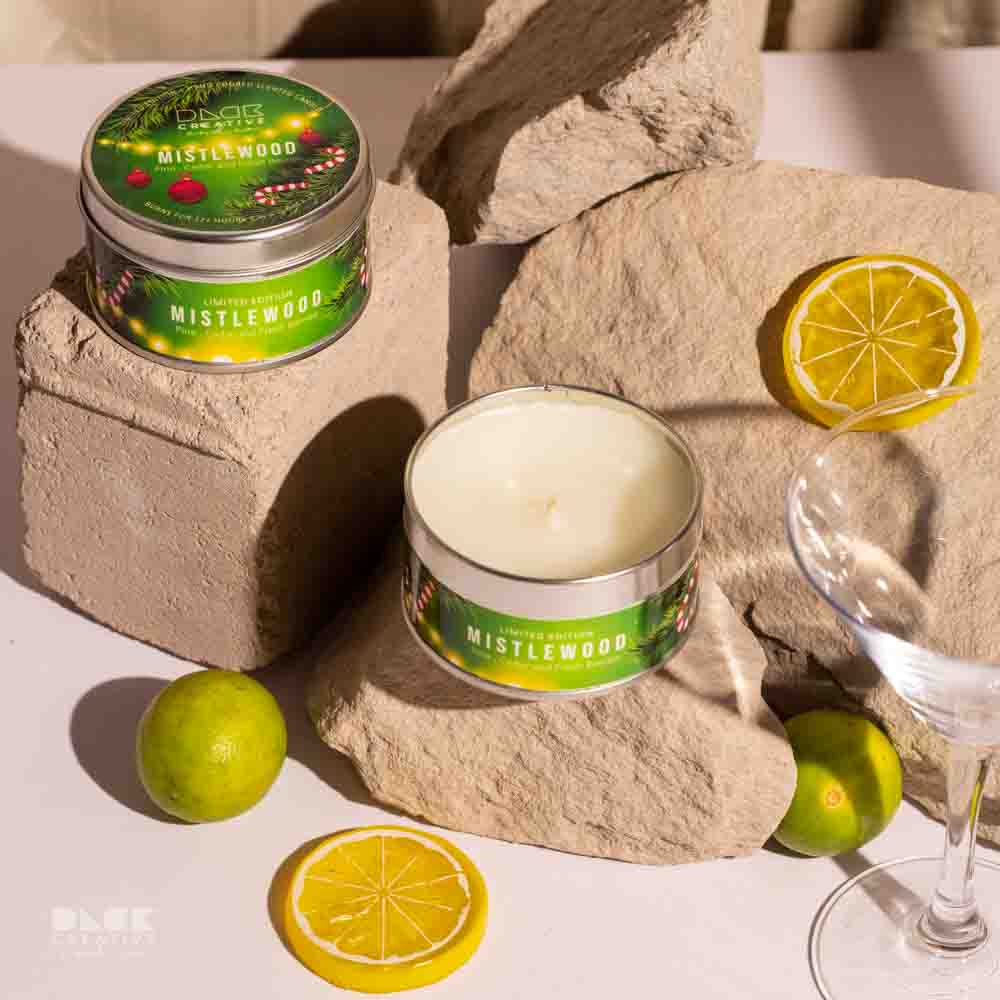 Mistlewood Scented Candle | Aromatic Pine Cedar & Fresh Berries - DC16