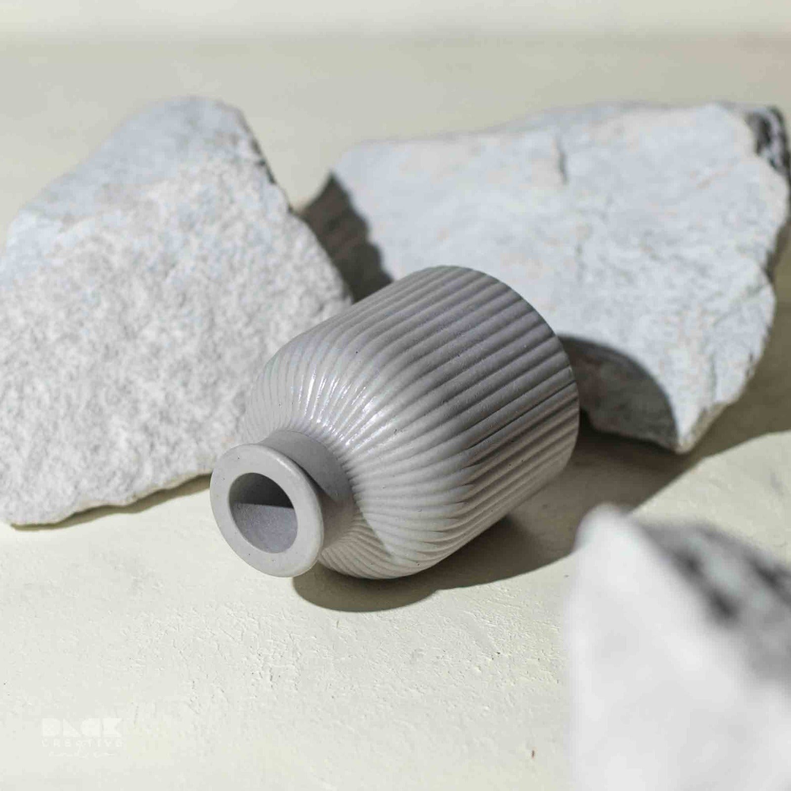 Stylist Concrete Vase in Pastel Colors - Ribbed Bud Vase