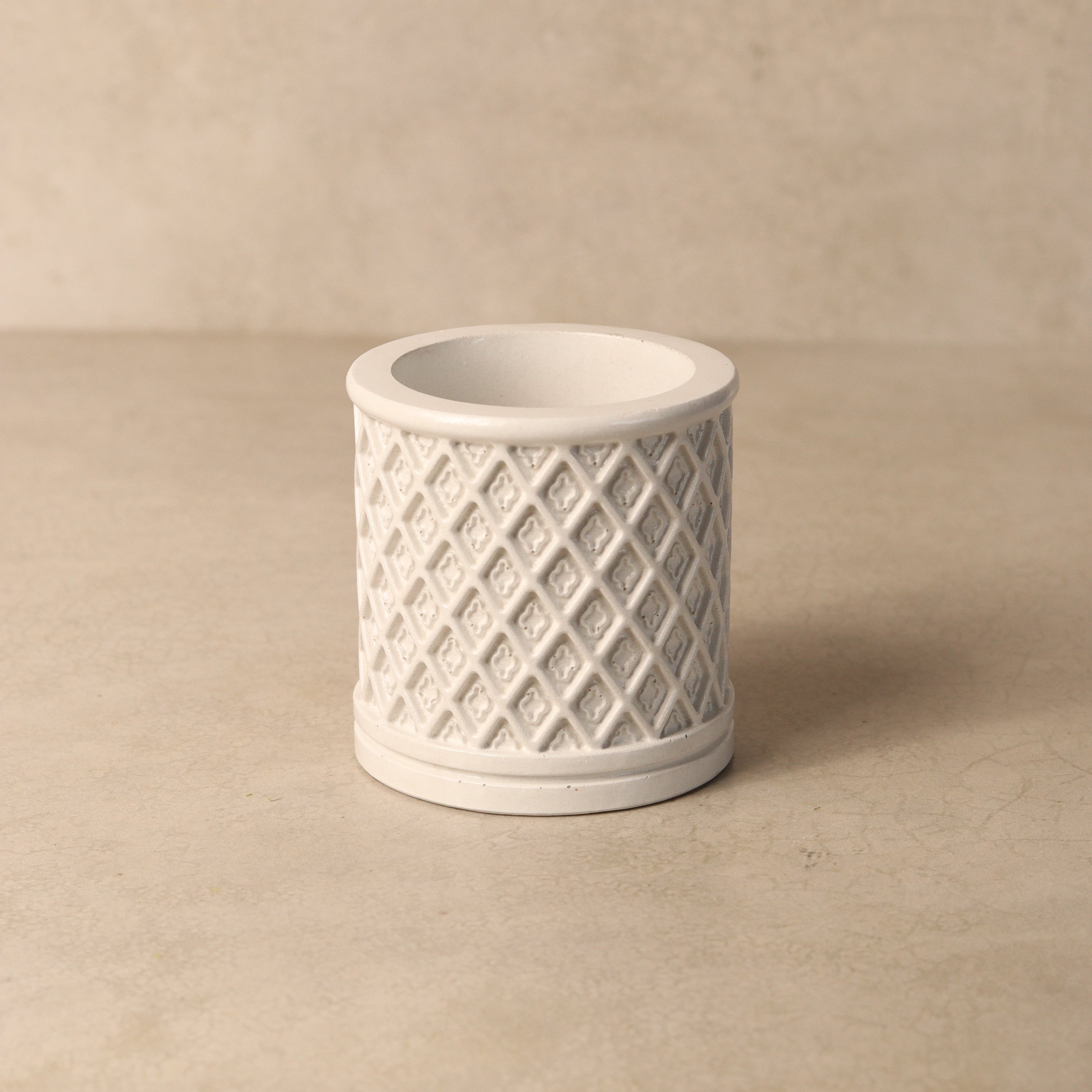 Diamond Brush Holder