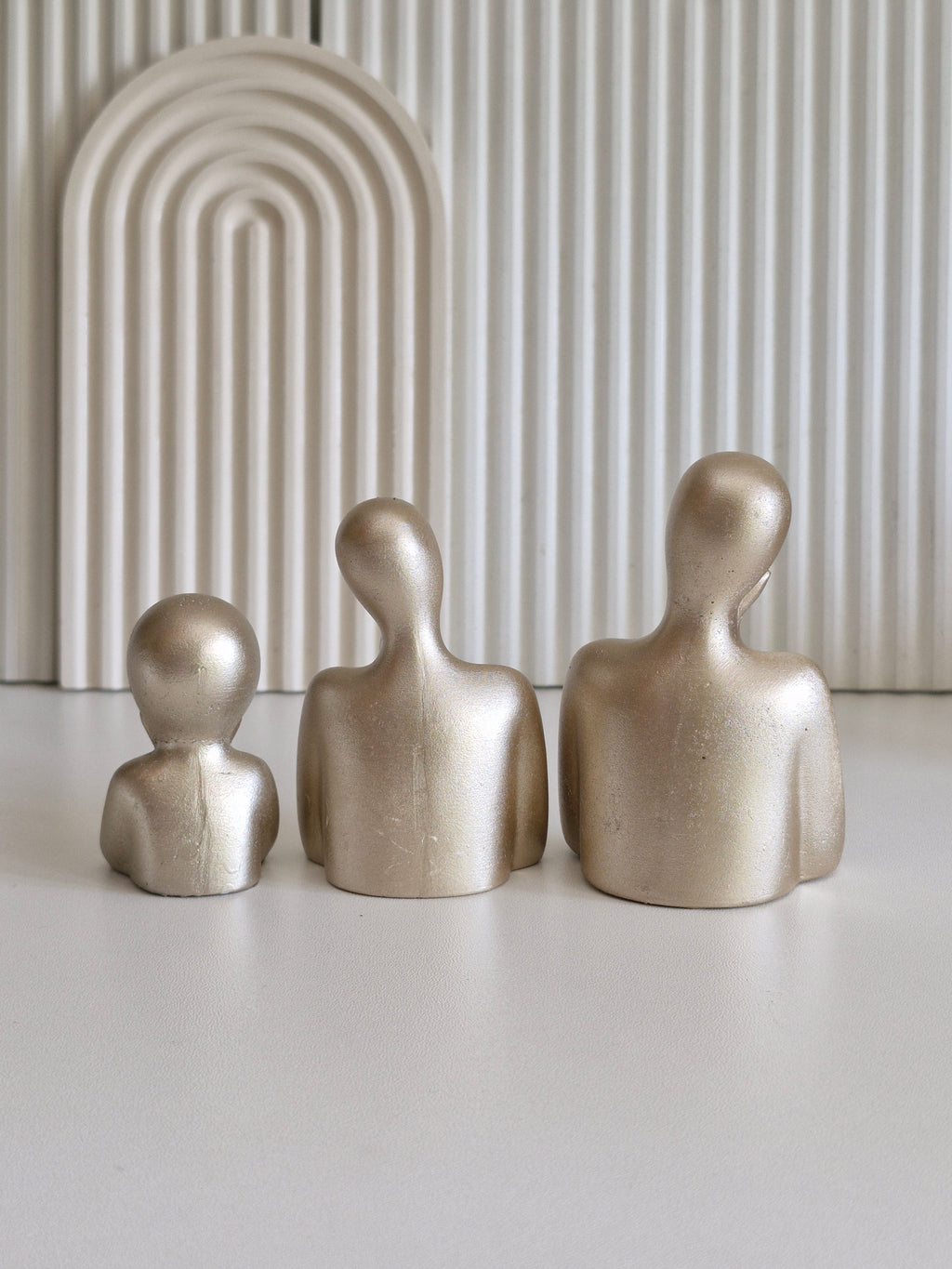 Cute thinking Family of 3 | Stunning Abstract figures